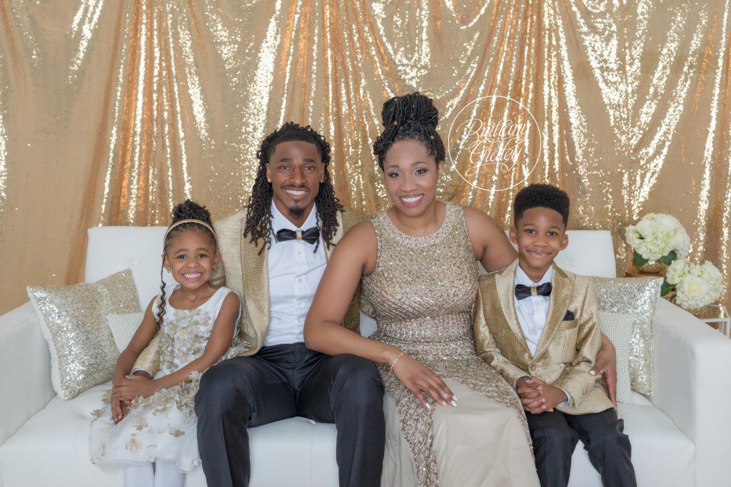 Celebrity Photographer | Cleveland Celebrity Photographer | Sparkle and Shine | Family Photography | Gold | Christmas Images | Dreamy Photography