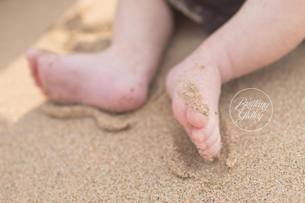 Beach Baby | Hawaii | Sunset | Start With The Best | www.brittanygidleyphotography.com