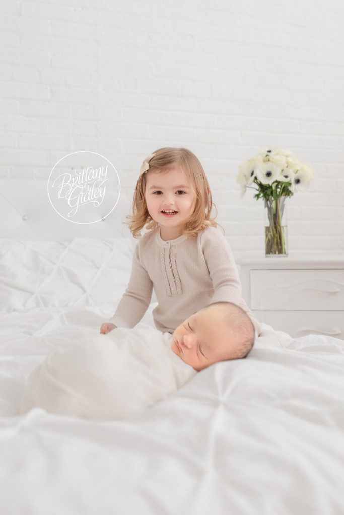 Newborn Photography | Big Sister & Baby Brother | Child Photographer