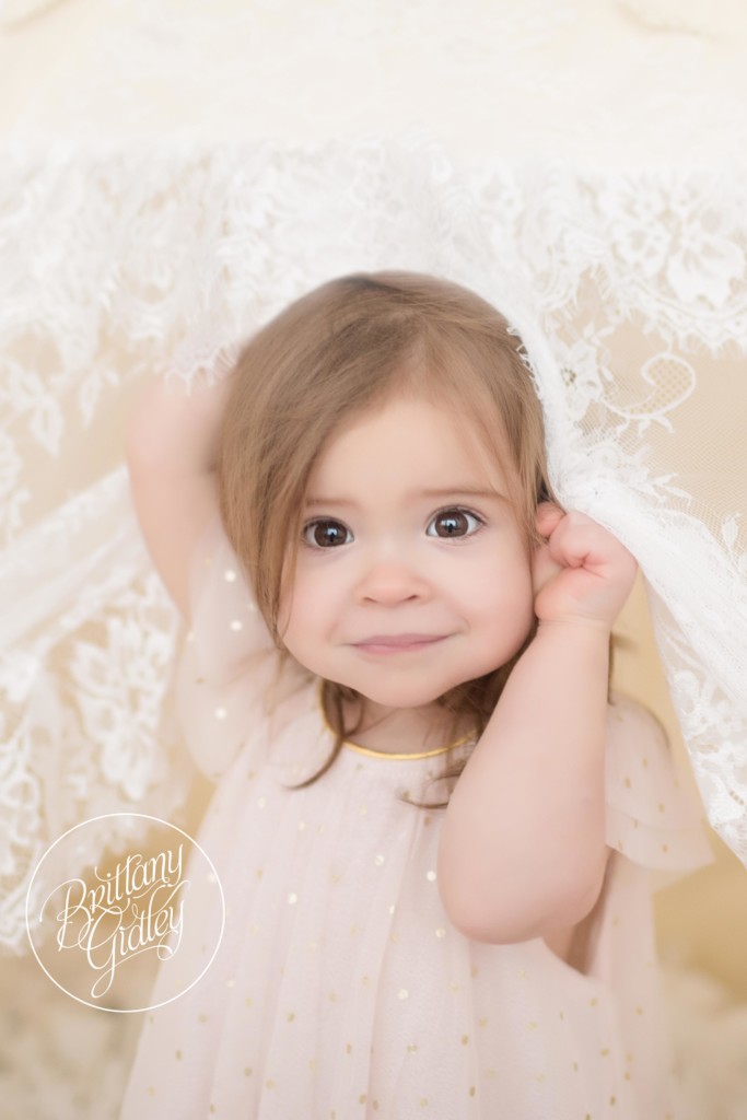 Dream Session | Boho Teepee | Roses | Start With The Best | Cleveland Baby Photographer | www.brittanygidley.com