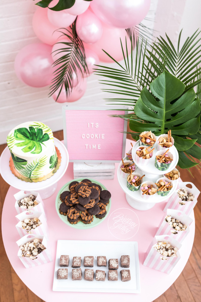 Glamping Photo Shoot | Girl Scout Photo Shoot | Girl Scout Cookie Photography | Child Photographer | Child Photography | Start With The Best | Brittany Gidley Photography LLC