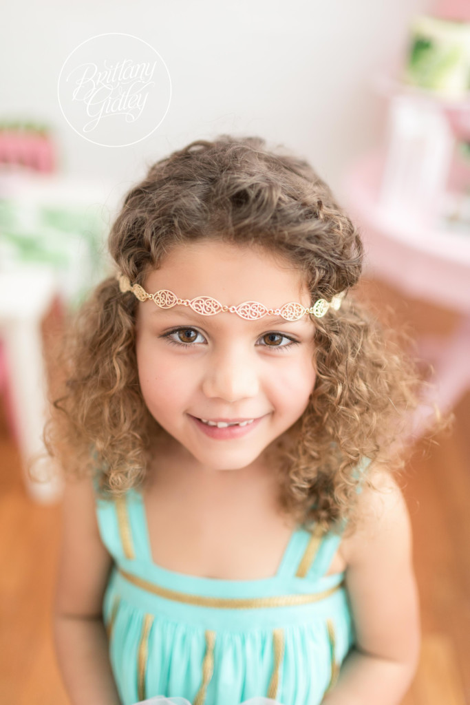Girl Scout Photo Shoot | Girl Scout Cookie Themed Photography | Child Photographer | Child Photography | Start With The Best | Brittany Gidley Photography LLC
