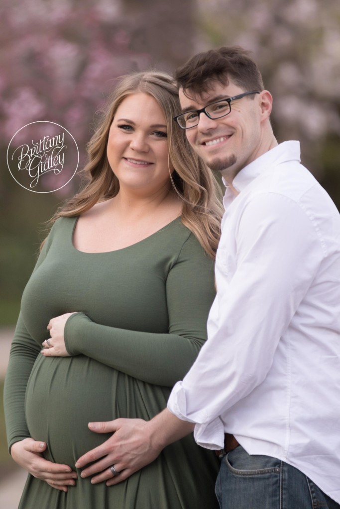 Top Maternity Photographer | Cherry Blossoms | Cleveland Museum of Art | Maternity Photography 