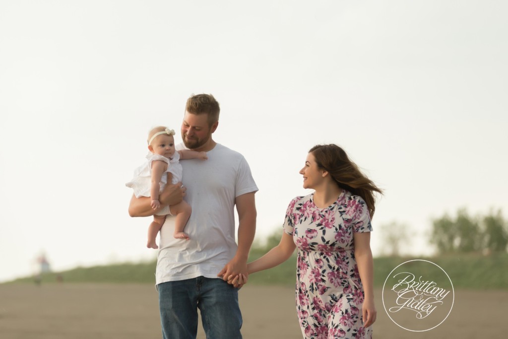Beach Photography | Beach Baby | Family Photo Shoot | Mentor Headlands Beach