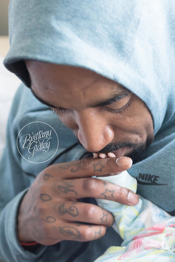 Father Daughter | NICU Photography | Start With The Best | Brittany GIdley Photography | www.brittanygidleyphotography.com