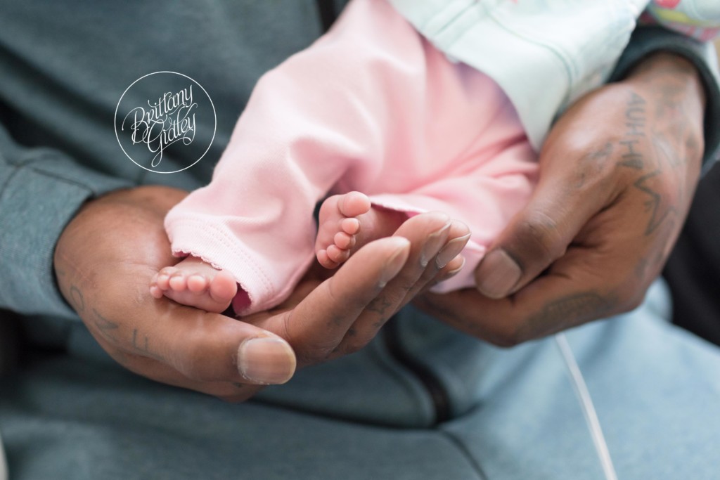 NICU Photography | Start With The Best | Brittany GIdley Photography | www.brittanygidleyphotography.com