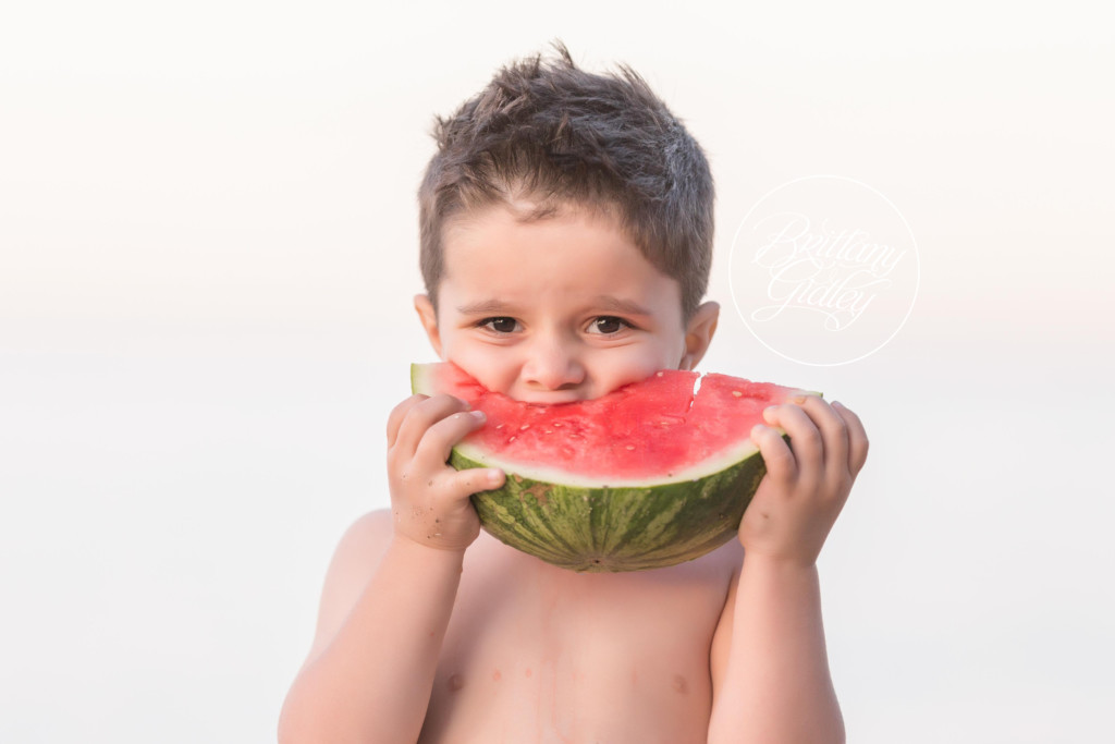 Beach Photo Shoot | Watermelon Photo Shoot | Toddler Beach Photography | Toddler Photos | www.brittanygidleyphotography.com