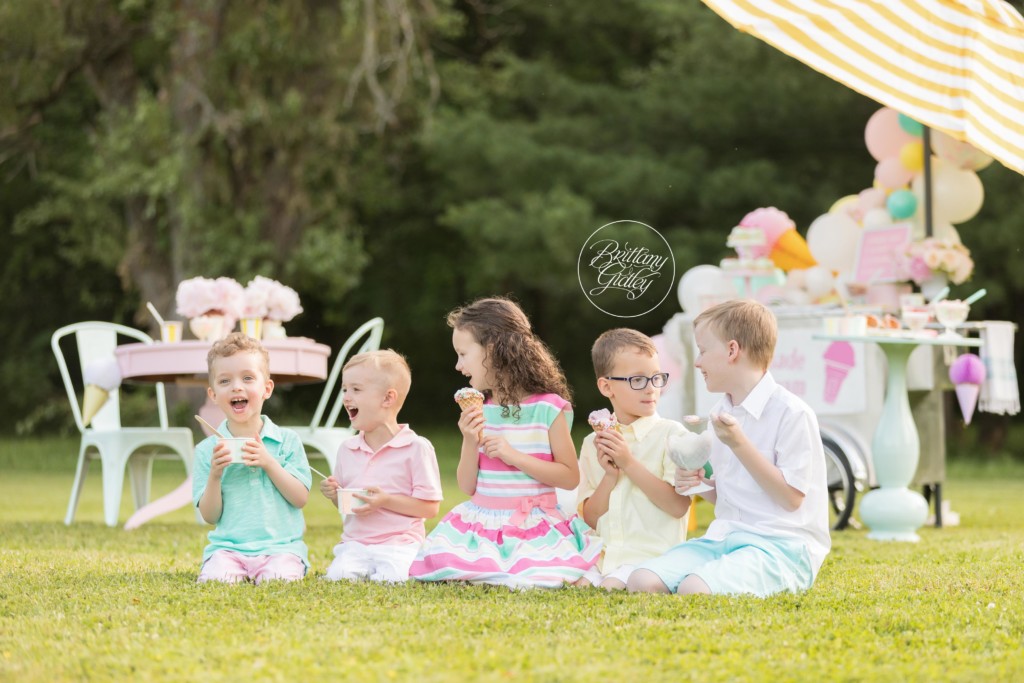 Best Ice Cream Party Photo Shoot | Ice Cream Themed Photography | Child Photographer | Dream Session | www.brittanygidley.com
