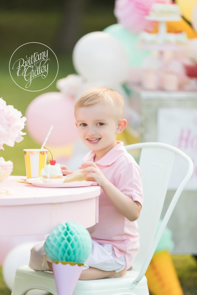 Ice Cream Party | Ice Cream Themed Photo Shoot | Dream Session | www.brittanygidley.com