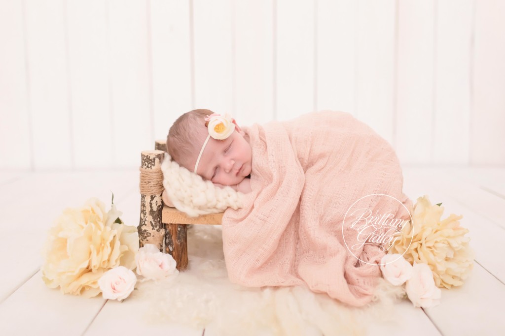 Newborn Inspiration | Start With The Best | Brittany Gidley Photography Cleveland Ohio | Celebrity Newborn Photographer