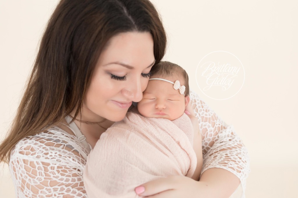 Newborn Girl Pictures | Photo Shoot | Pretty In Pink | Start With The Best | www.brittanygidley.com