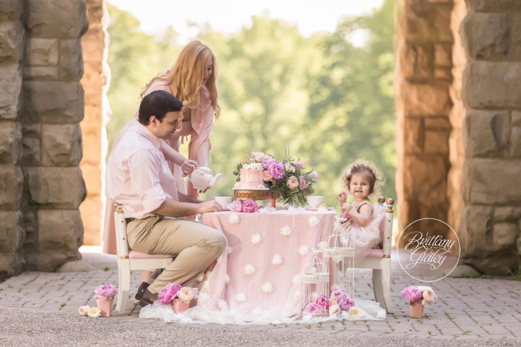 Tea Party Dream Session Princess | Photo Shoot | Dream Session | Brittany Gidley Photography | Squires Castle Ohio