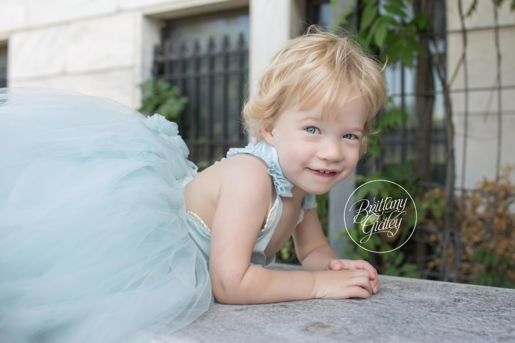 Toddler Photography | Cleveland Museum of Art | Twins | 2 Year Old Photo Ideas