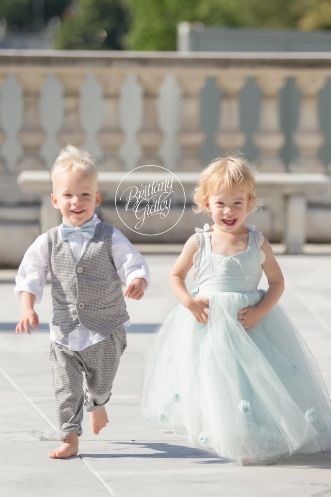 Toddler Photography | Cleveland Museum of Art | Twins | 2 Year Old Photo Ideas