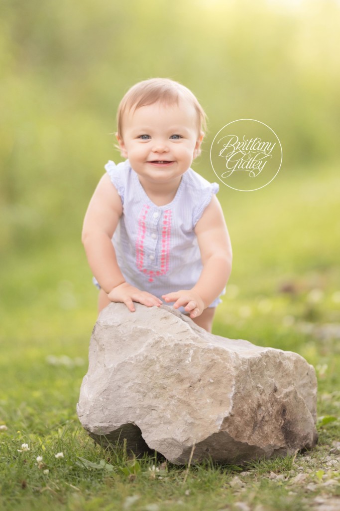 9 Month Baby | Mommy and Me | Lake Erie Bluffs Photo Shoot