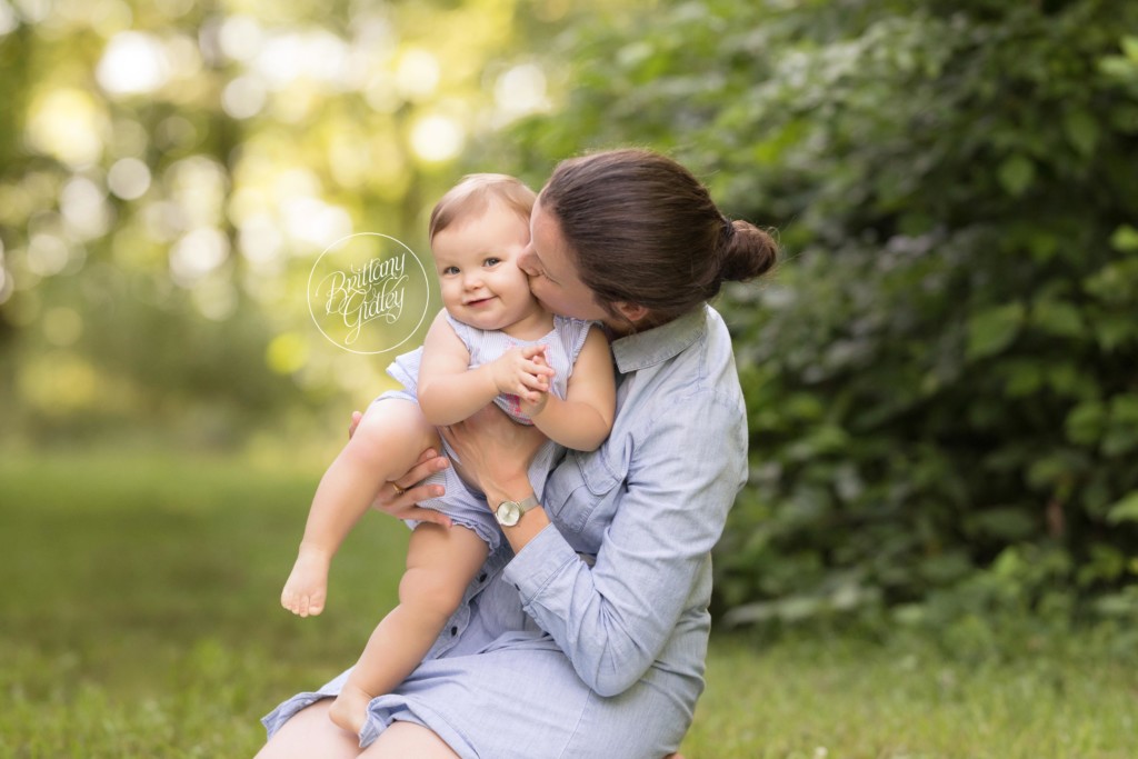9 Month Baby Photo Shoot | Lake Erie Bluffs Photo Shoot