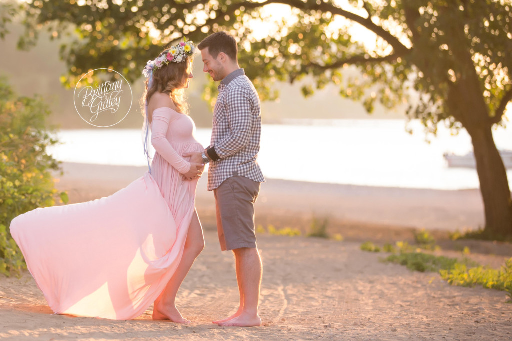 Beach Maternity | Edgewater Beach | Pregnancy Beach Pictures | Maternity Photography Inspiration | Maternity Gown | Golden Hour | Cleveland Ohio Maternity Photographer | Cleveland Ohio Pregnancy Photographer