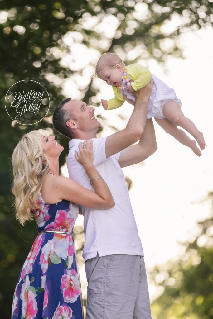 Family Photography | Baby Photo Shoot | Edgewater Beach | Start With The Best