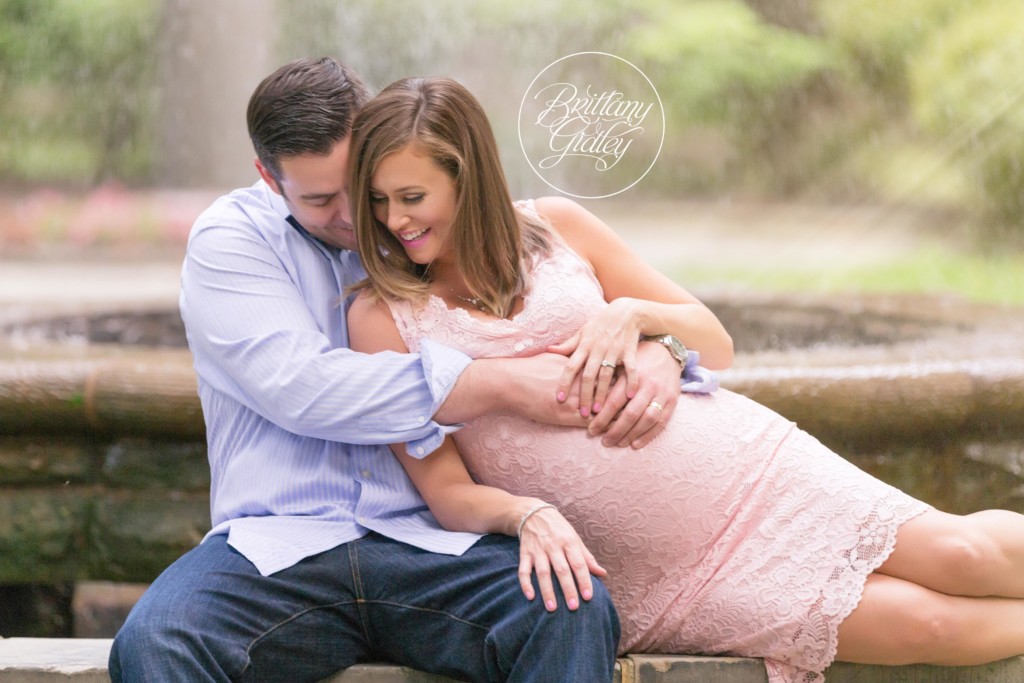 Pregnancy Photographer | Maternity Photographer | Cleveland Cultural Gardens