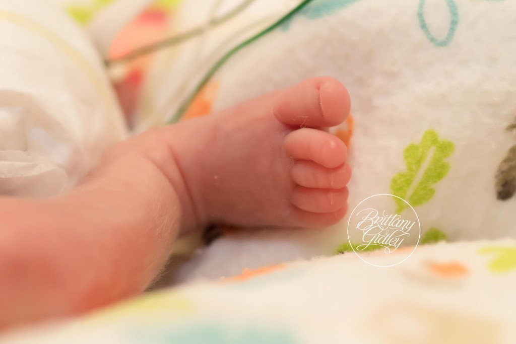 NICU Photography | Preemie Photographer | NICU Photographer | University Hospitals Rainbow Babies & Children's Hospital | www.brittanygidley.com