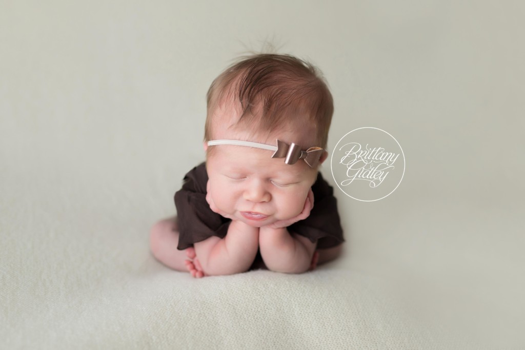 Beachwood Newborn Photographer | Beachwood Newborn Photography | Start With The Best | Ohio Newborn Photographer | Ohio Newborn Photography