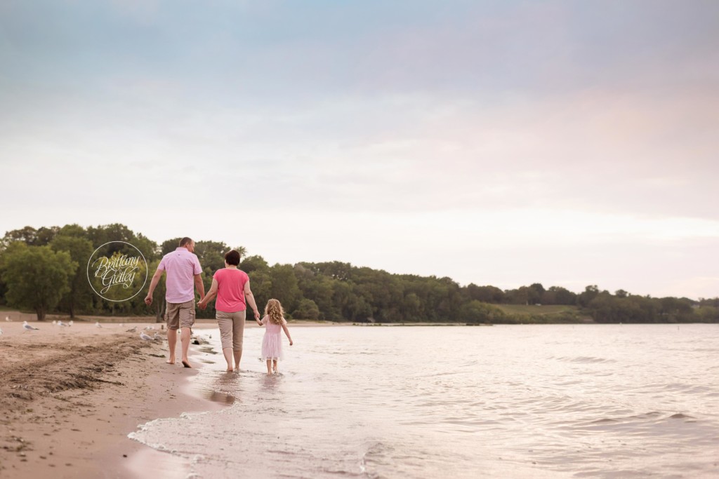 Edgewater Beach Child Photography | Cleveland Child Photography | Beach Photo Shoot