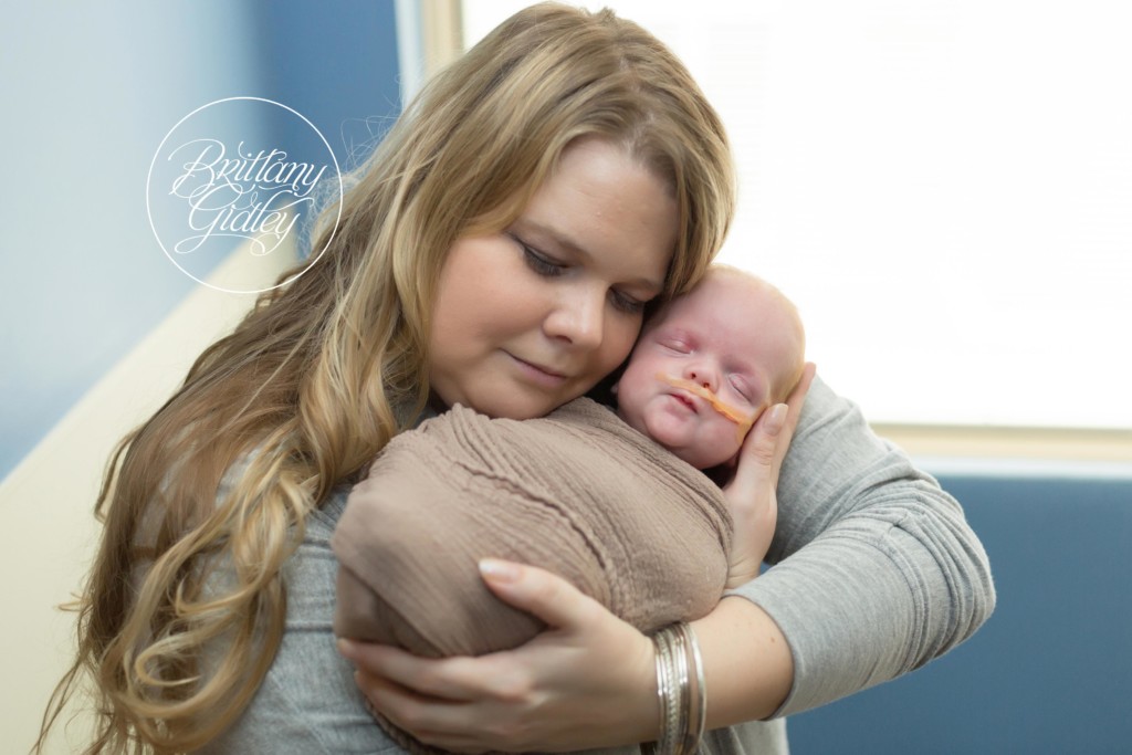 Best NICU Photography | Best NICU Photographer | Volunteer NICU Photography | Brittany Gidley Photography LLC