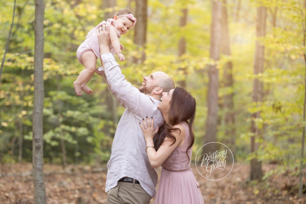 Chagrin Falls Baby Photographer | Chagrin Falls Family Photographer | South Chagrin Reservation | Brittany Gidley Photography LLC
