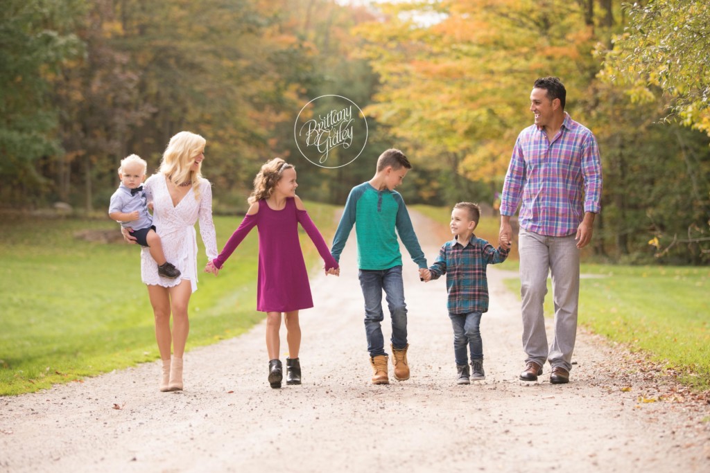 Chardon Family Photographer | Chardon Family Photography | Child and Family Photographer in Chardon Ohio | Brittany Gidley Photography LLC