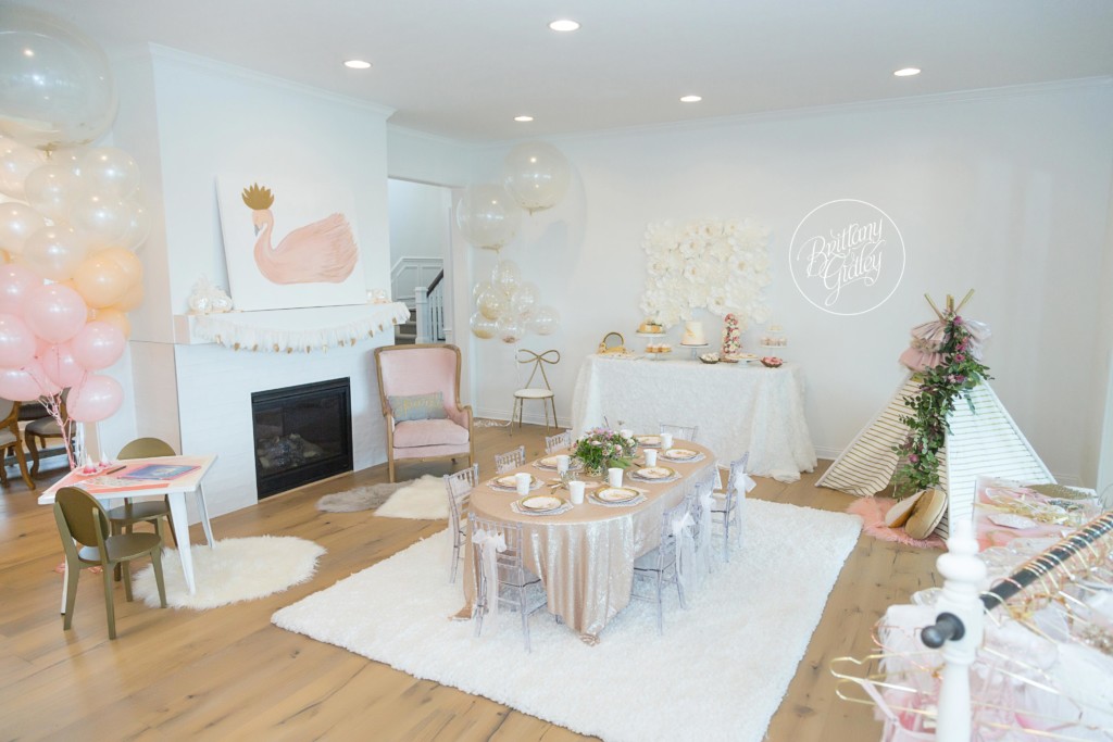 Swan Queen Birthday Party | Swan Queen Theme | Birthday Ideas