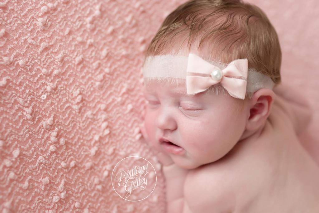 Newborn Photographer | Newborn Photography | Newborn Baby Photos | Brittany Gidley Photography LLC | Westlake, Ohio