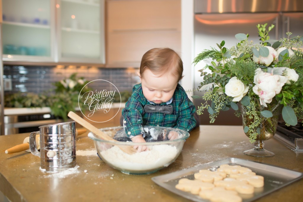 Making a Mess In the Kitchen Baking Christmas Cookies | Best Christmas Traditions For Children | Brittany Gidley Photography LLC