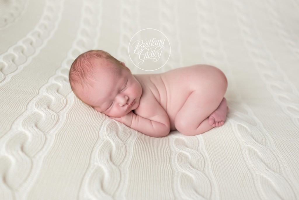 Lakewood Newborn Photographer | Lakewood Newborn Photography | Start With The Best | Newborn Posing Ideas