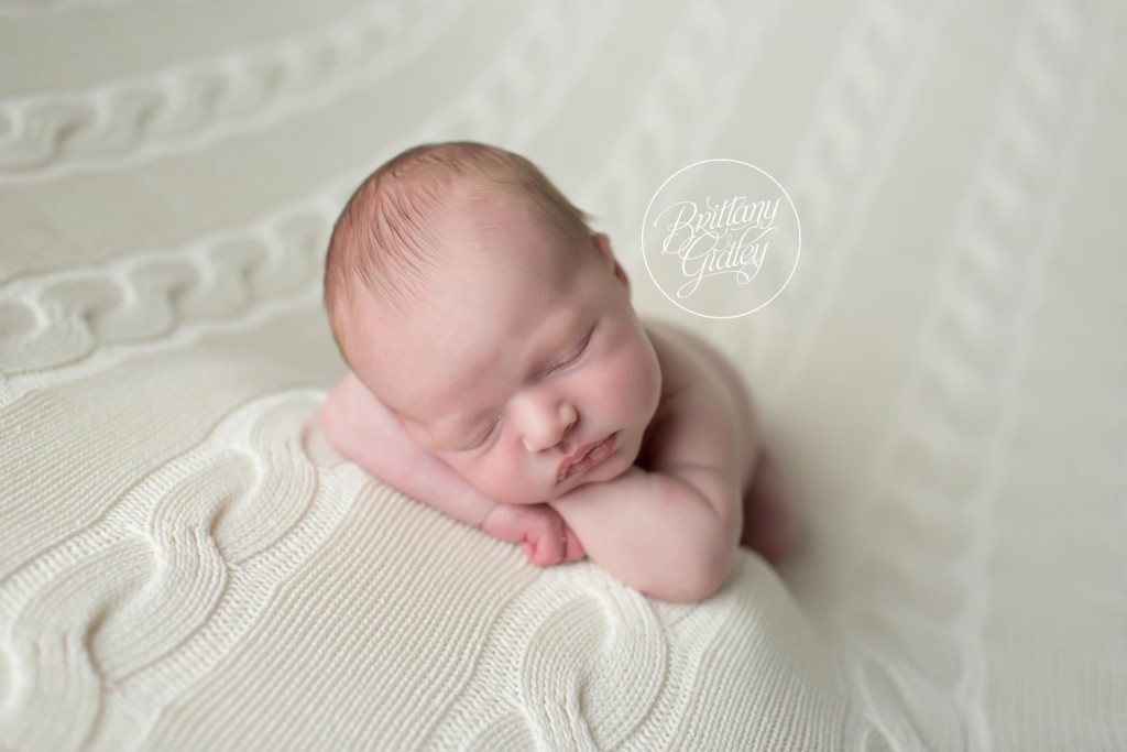 Lakewood Newborn Photographer | Lakewood Newborn Photography | Start With The Best | Newborn Posing Ideas