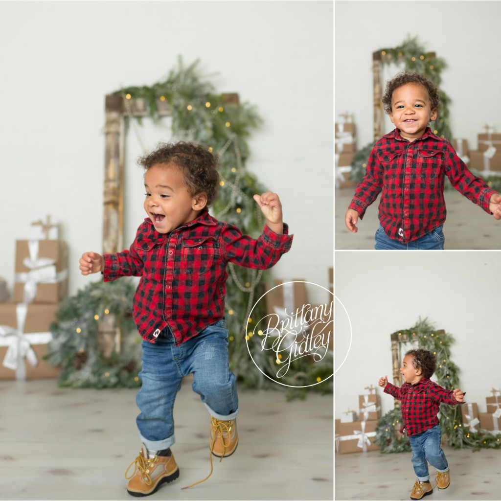 Sparkle and Shine Studio Mini Sessions | Studio Mini Session Ideas | Best Child Christmas Cards