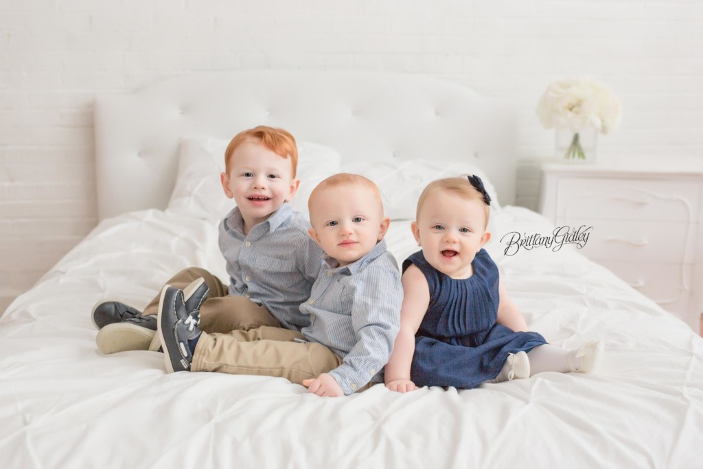 Amelia & Sawyer 12 Months | 12 Month Twin Photo Shoot | Ohio Photographer