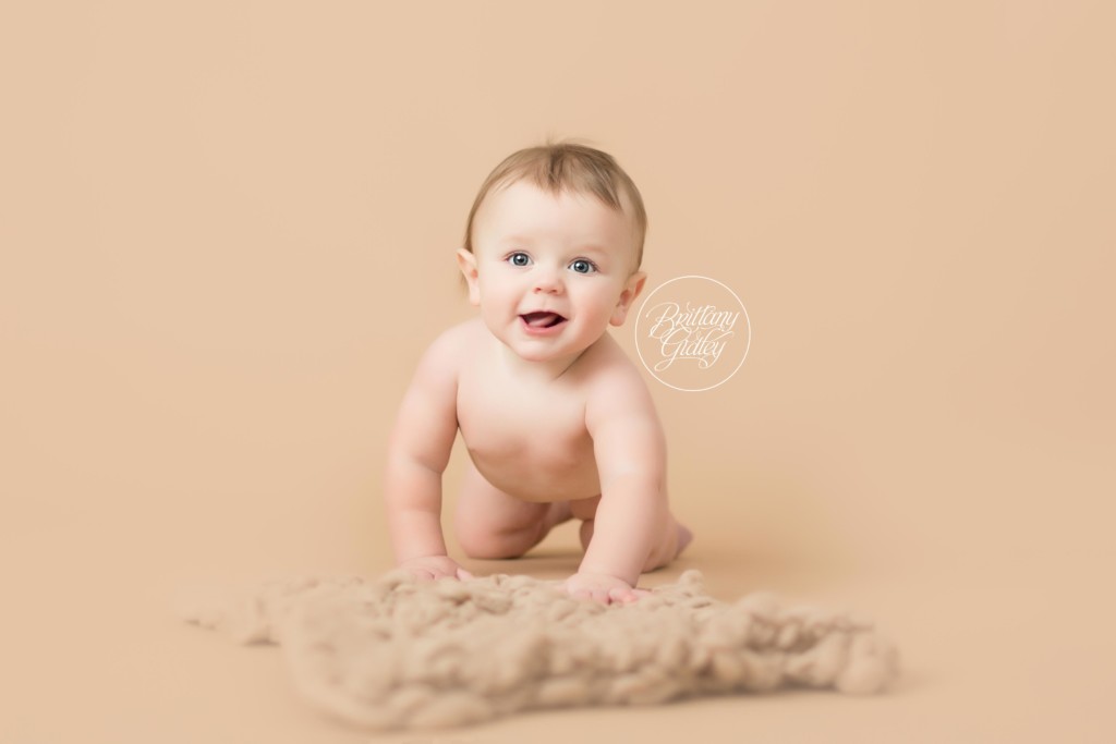 Avon Baby Photographer | 12 Month Baby | Photography Studio Avon Ohio