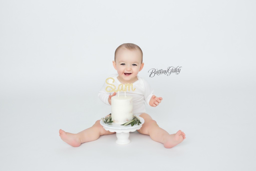 Cake Smash Baby Photography Cleveland Ohio | Start With The Best | Brittany Gidley Photography