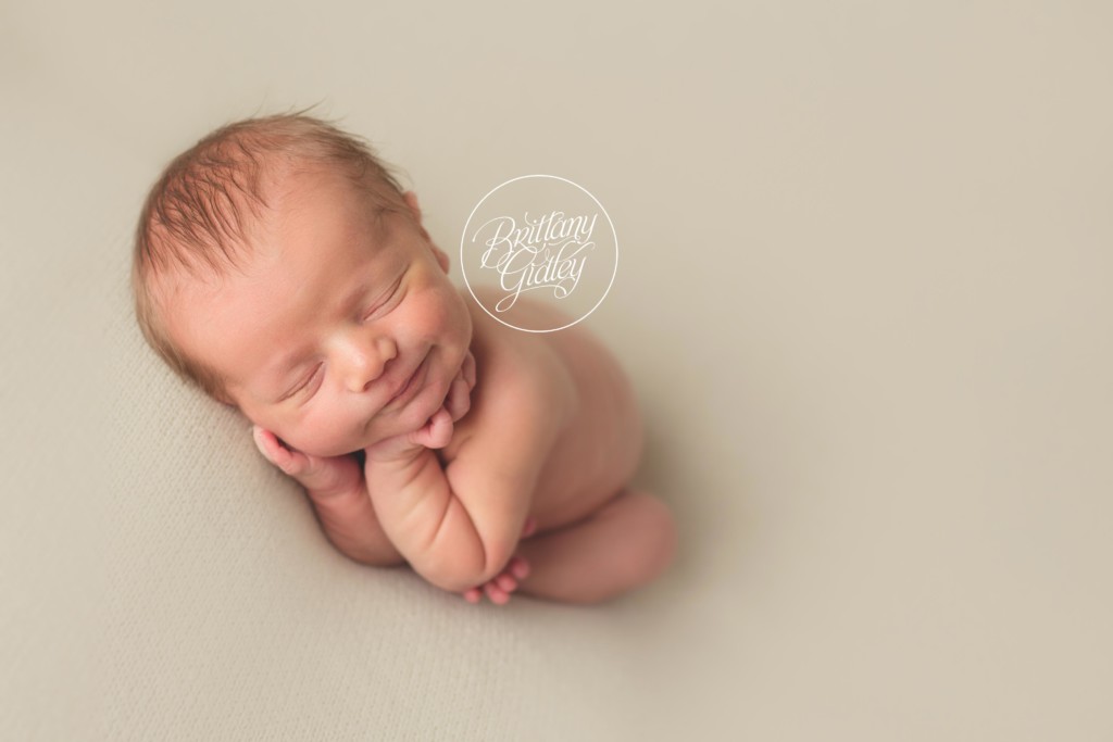 Bratenahl Newborn Photographer | Newborn Photography in Bratenahl Ohio | Best Newborn Photographer
