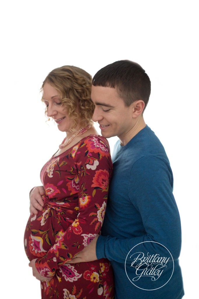 Chardon Maternity Photographer | Chardon Maternity Photography | Pregnancy Pictures Chardon Ohio