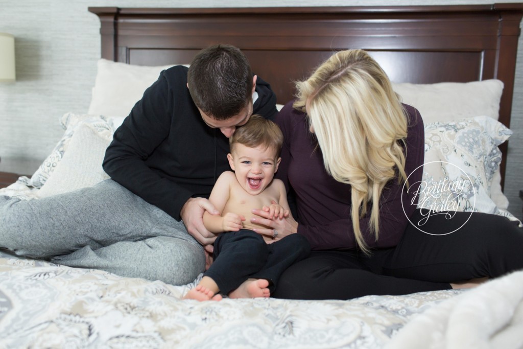 Strongsville Family Photographer | Lifestyle Photography | Strongsville Ohio Child Photography