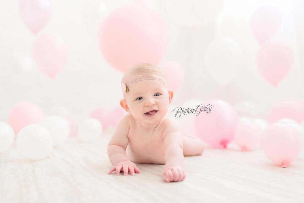 Dream Session Balloon Set Up | 6 Month Old Baby Girl | Baby Photography Inspiration For Babies