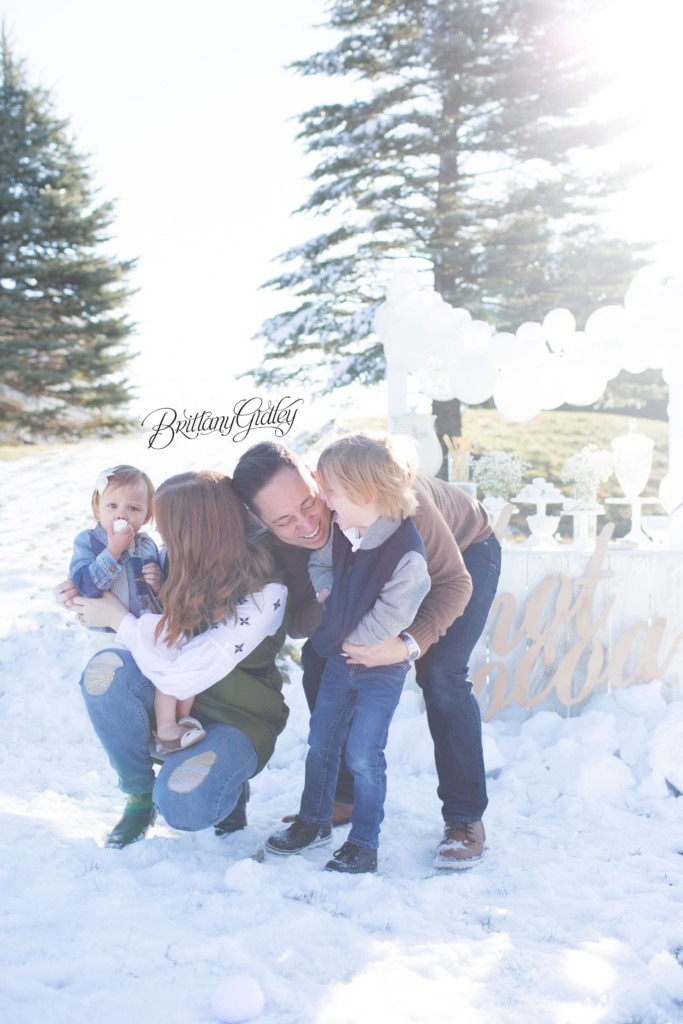 Baby It's Cold Outside Dream Session | Hot Cocoa Stand Photo Shoot