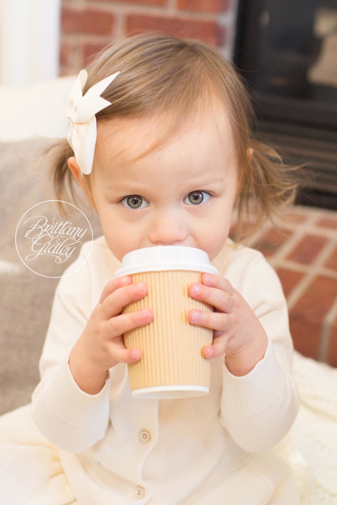 Hot Chocolate Themed Photo Shoot | Baby It's Cold Outside | Winter Photo Shoot Ideas
