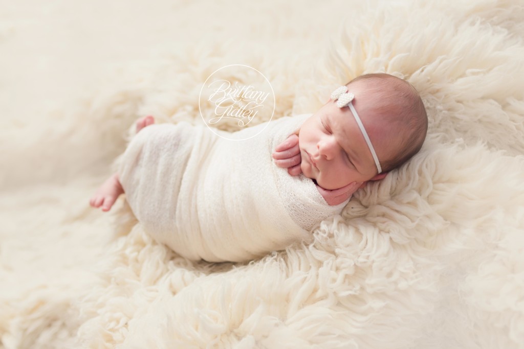 Newborn Wrapping Inspiration | Hartville Ohio Newborn Photographer | Newborn Photography Studio