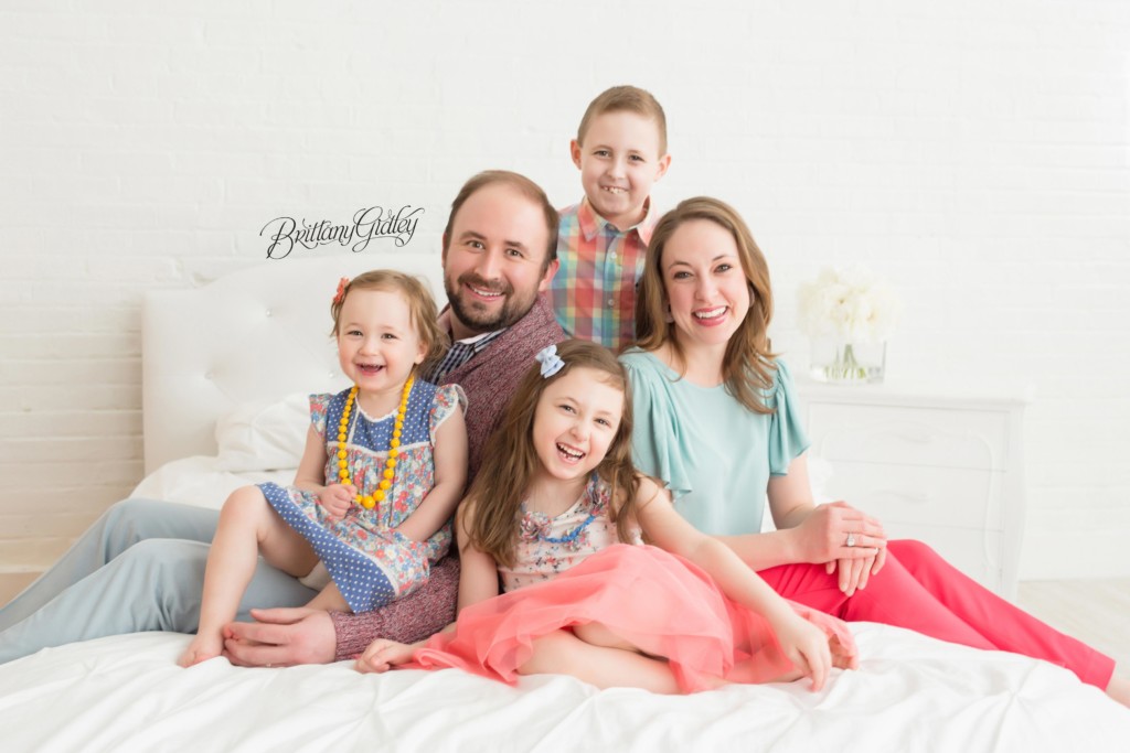 Hudson Family Photographer | The Cole Family | Family Photography Studio in Northeast Ohio | Hudson Ohio Photography | Colorful Spring Family