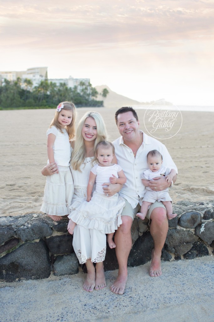 Live Love Aloha Dream Session | Hawaii Family Photographer | Waikiki Beach Photographer | Oahu, Hawaii | Child Photography in Hawaii