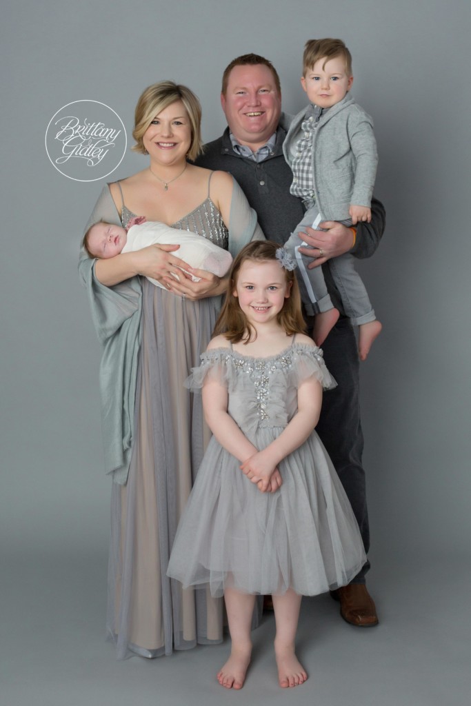 Family and Newborn Photographer | Ohio's Best Newborn Photographer