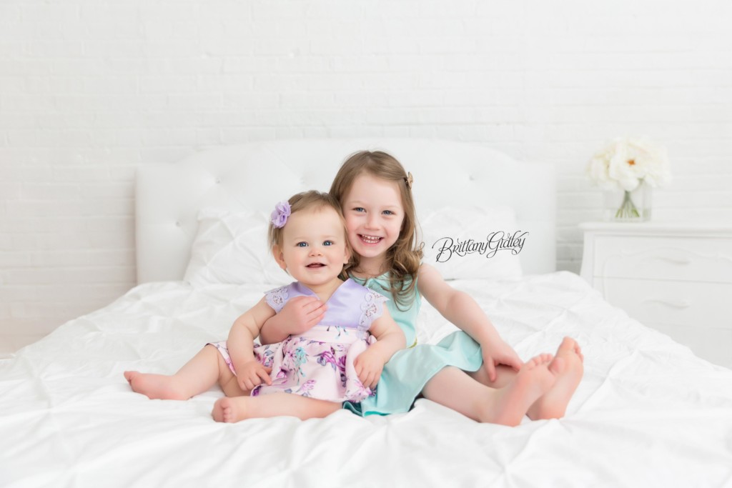 Cake Smash Photos | Baby Cake Smash Photographer in Cleveland Ohio | Northeast Ohio's Best Photographer