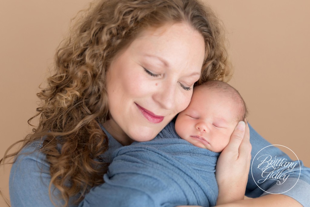 Newborn Photography Studio Beachwood Ohio | Newborn Baby Photography at Brittany Gidley Photography Studio